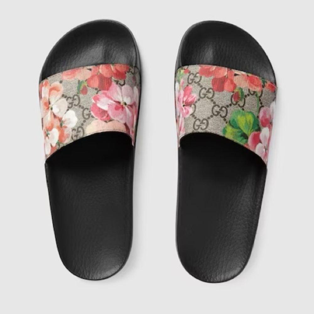 Gucci bloom sandals size 37